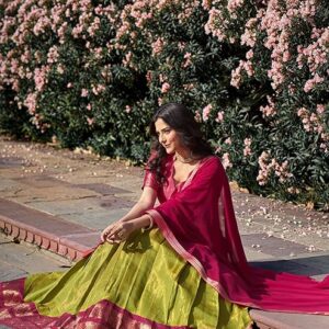 LooknBook Art Women's Solid Pattern Cotton Silk Blend Lehenga Choli Dupatta Set with Unstitched Blouse Piece and Zari Weave Type